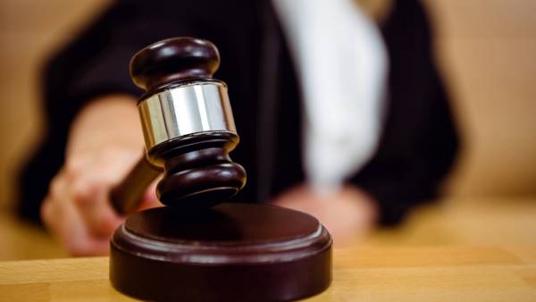 CBI asks for more time in Gutkha case : MHC poatpones hearing to feb 17 CBI asks for more time in Gutkha case : MHC poatpones hearing to feb 17