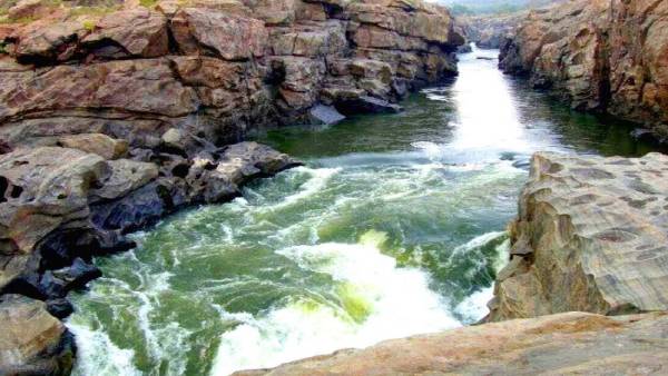  நீரின் அளவை கண்காணிக்க