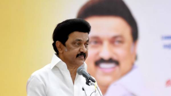 தலையில் பெட்டி 