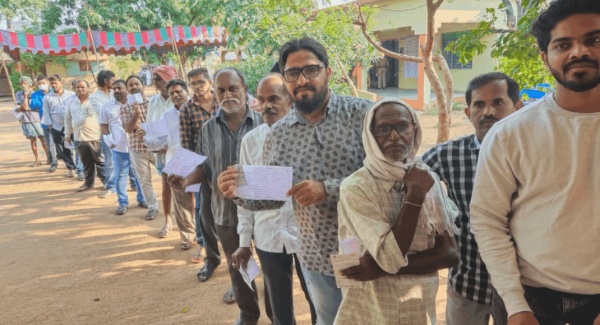 வாக்காளர்கள்