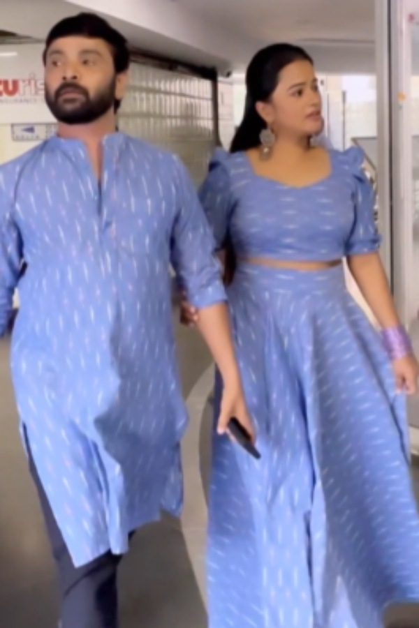 காதல் தம்பதிகள்