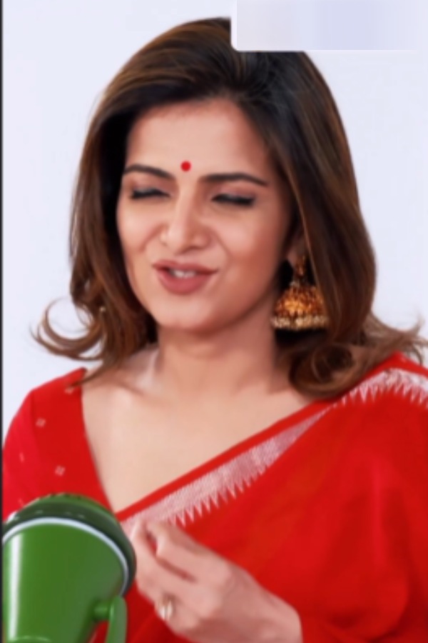 முன்னணி தொகுப்பாளர் முன்னணி தொகுப்பாளர்