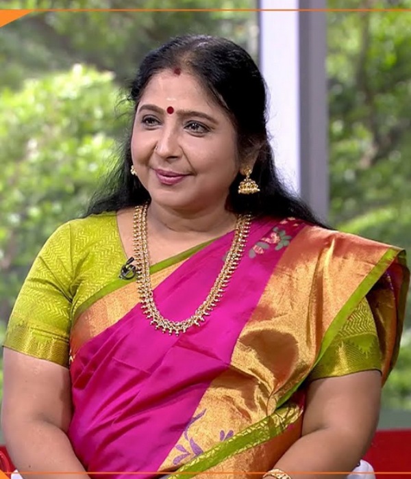  8 வருட காதல்