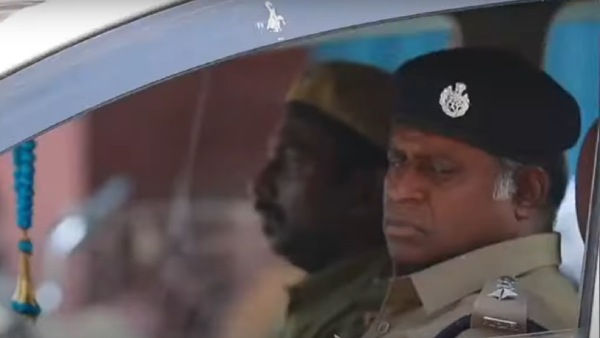 சந்தியாவை பார்த்த எஸ் பி