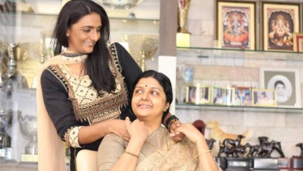 புத்தகம் படிப்பு