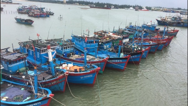  மாத சம்பளம் எவ்வளவு?