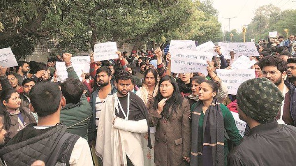 சாதி, மத ஒடுக்குமுறை 