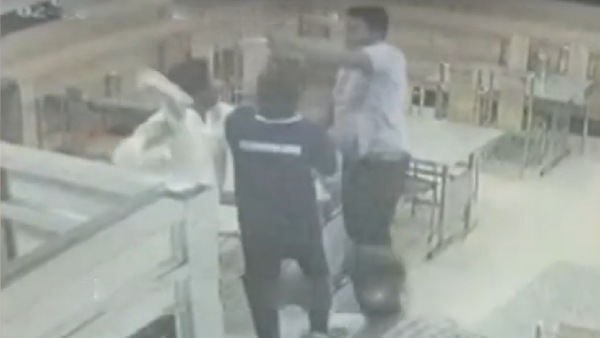 பிரியாணிக்கு ஒயிட் ரைஸ் கொசுரு 