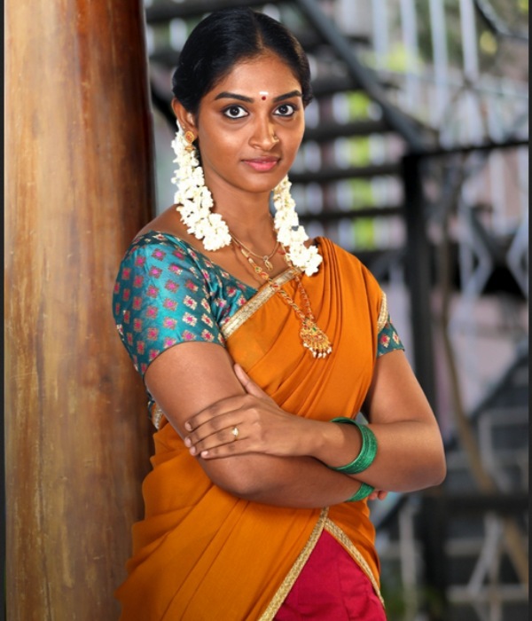 போட்டி பெருசா இருக்கு போட்டி பெருசா இருக்கு