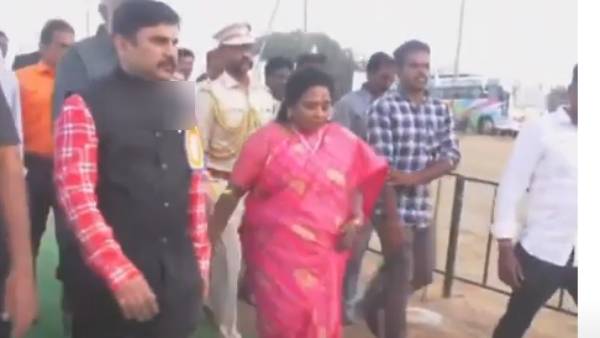 தடுமாறி விழுந்த தமிழிசை