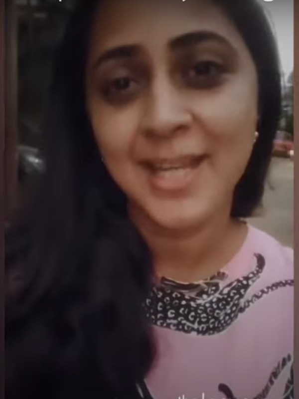 ஈஸ்வரியாக கனிஹா
