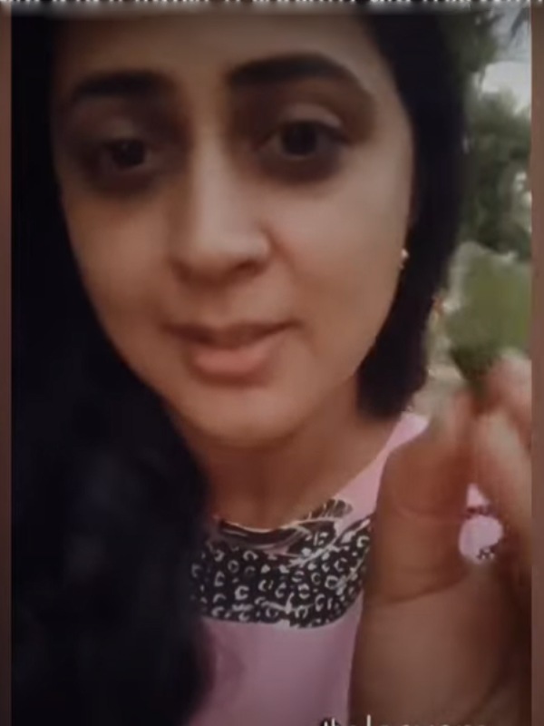 பார்வையாலே பெர்பாமென்ஸ்