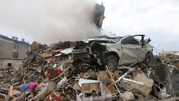 அடுத்தடுத்து நிலநடுக்கம் 