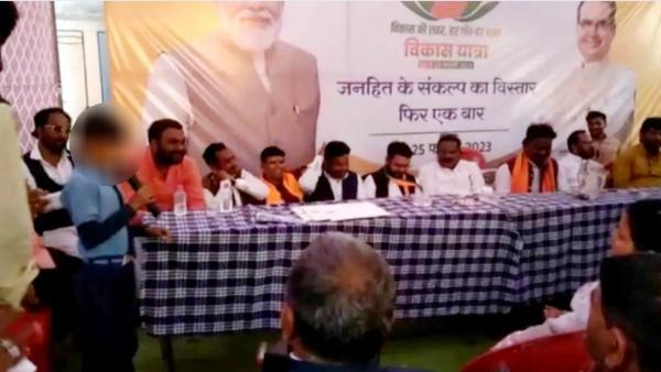 வெடித்த சர்ச்சை 