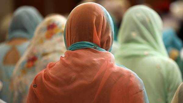 Islam permits women to offer namaz in mosques: AIMPLB to SC