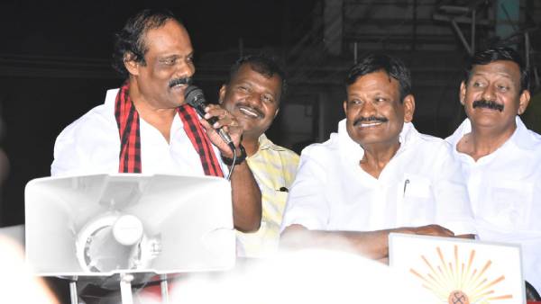 எங்கு செல்வது என்று தெரியாமல்.. 