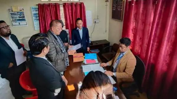 போட்டியின்றி வென்ற பாஜக 