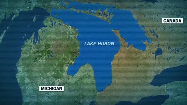 கனடாவிலும் பறந்த மர்ம பொருள் 