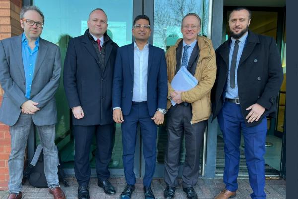  பிரிட்டன் மக்கள் அதிருப்தி