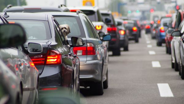 வாங்கக்கூடிய விலையில் இருக்க வேண்டும் 