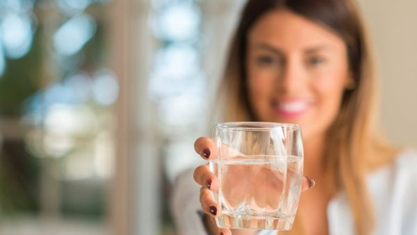 எந்த நேரத்தில் தண்ணீர் குடிக்க வேண்டும் 