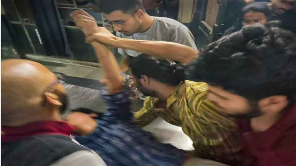 ஏபிவிபி மாணவர் அமைப்பு 