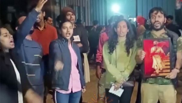 கடும் கண்டனம் 