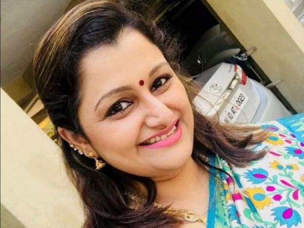 டாக்டர் ஷர்மிளா டாக்டர் ஷர்மிளா