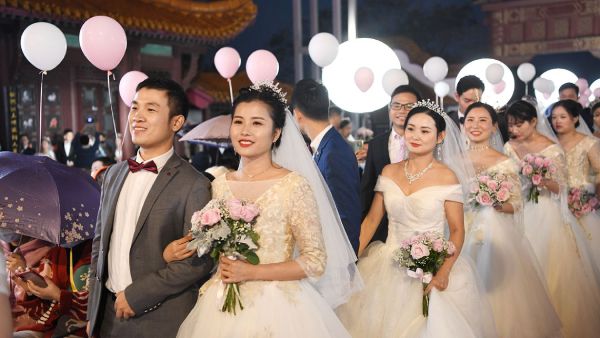  கவர்ச்சி சலுகைகள்