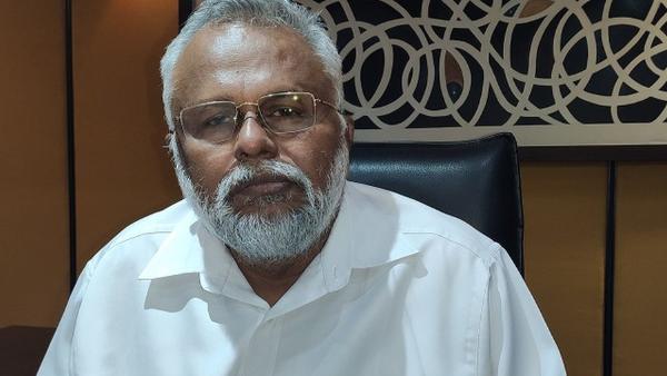 Srilankan Minister Douglas Devananda opposes to paid licence for Tamilnadu fishermen Srilankan Minister Douglas Devananda opposes to paid licence for Tamilnadu fishermen