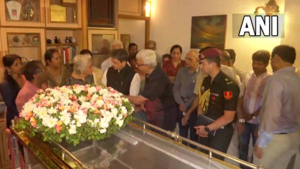 ஆர்என் ரவி அஞ்சலி ஆர்என் ரவி அஞ்சலி