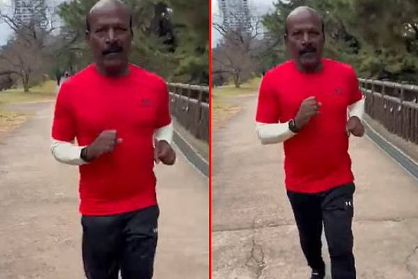 குச்சியுடன் ஜாக்கிங் குச்சியுடன் ஜாக்கிங்