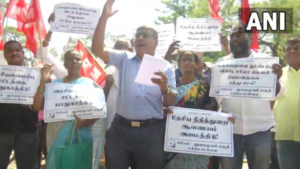  CPI(M) protests against swearing-in of Victoria Gowri as Madras High Court judge
