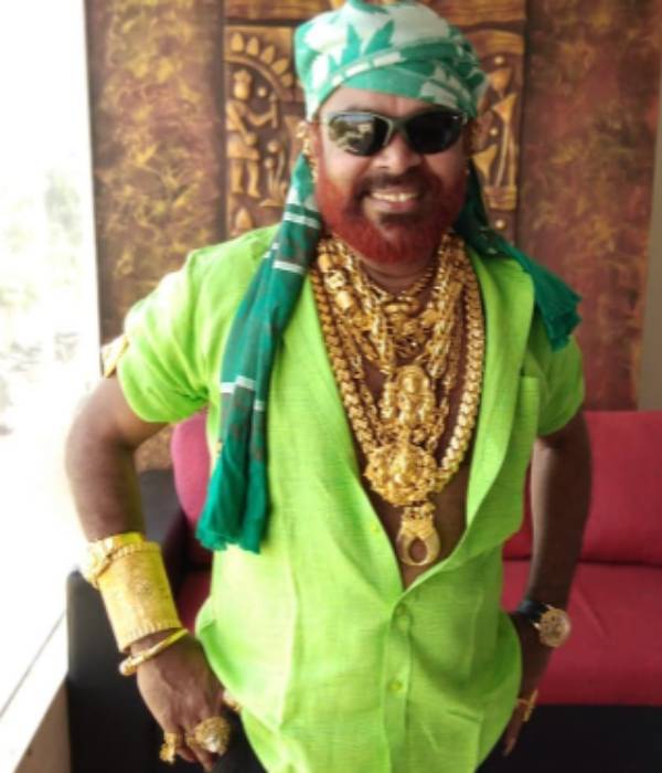 எனக்கும் அரசியல்வாதிக்கும் ரொம்ப தூரம் 