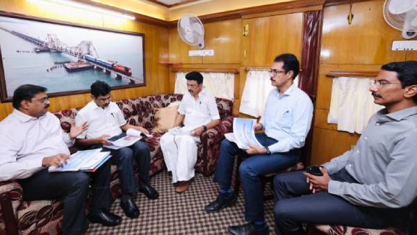 ரயில் பயணம் ஏன்? ரயில் பயணம் ஏன்?