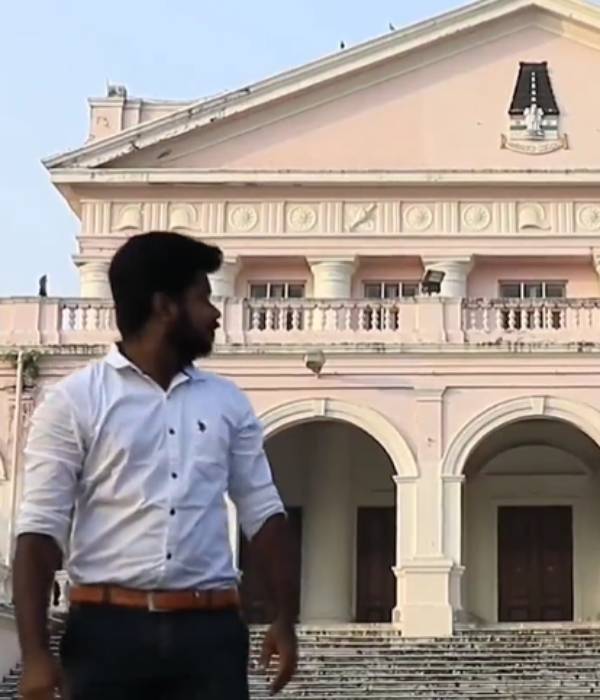  தேர்தலில் போட்டி