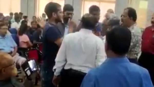  தாக்குதல்