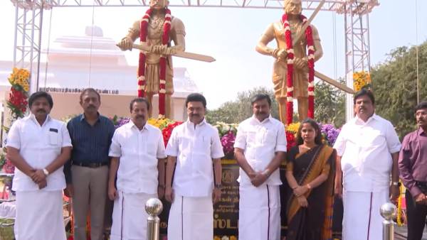 Chief Minister Stalin stood in front of Veerapandiya Katta Bomman,Maruthu brothers,VOC and took a photo Chief Minister Stalin stood in front of Veerapandiya Katta Bomman,Maruthu brothers,VOC and took a photo