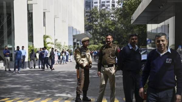  அரசியல் தலைவர்கள் கண்டனம் 