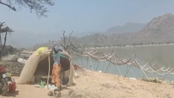 தமிழ்நாடு மீனவர்கள் மீது துப்பாக்கிச்சூடு 