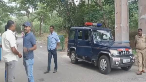 கர்நாடக வனத்துறை துப்பாக்கிச் சூடு 