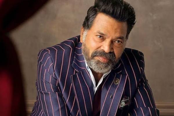 சத்யராஜ்க்கு போன் 