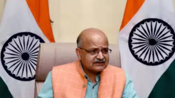  யார் இவர்