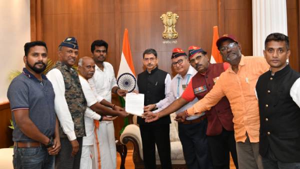 மாஜி ராணுவத்தினர் புகார் 