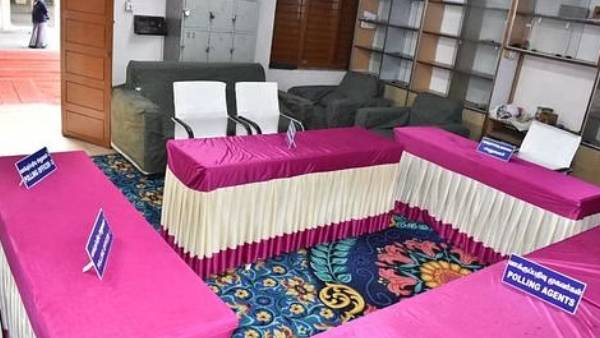 32 பதற்றமான வாக்குச்சாவடிகள் 