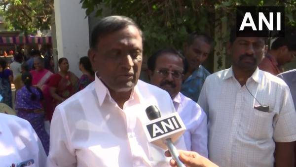 வாக்கு மை அழியவில்லை