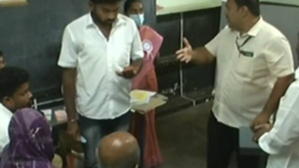 தாமதமாகும் வாக்குப்பதிவு 