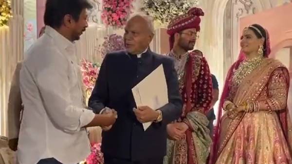 கையை பிடித்தார் கையை பிடித்தார்