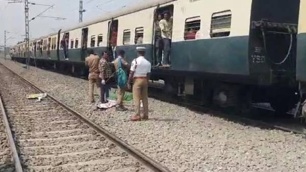 கேரள மாணவி 