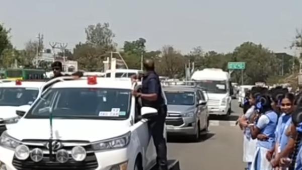  கோரிக்கைகளை கேட்ட முதல்வர் 